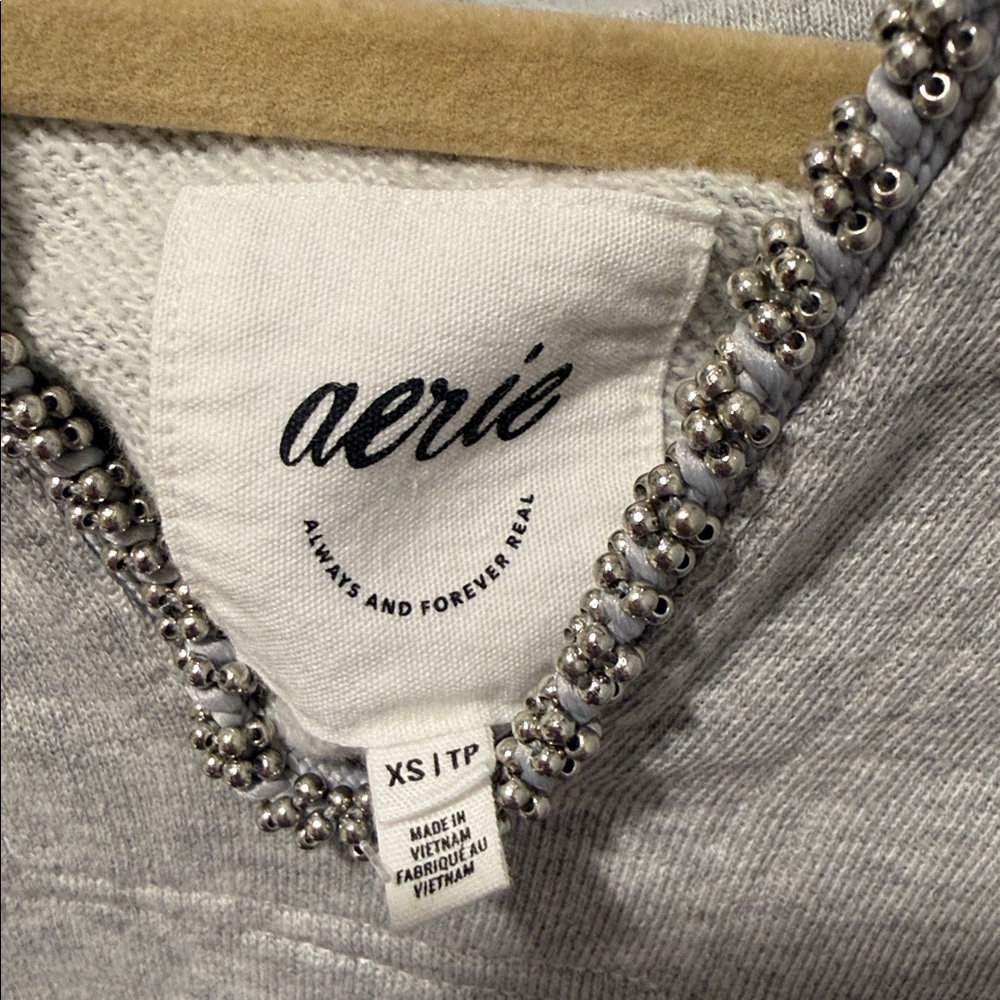 Aerie Light Gray Women's Hoodie - Picture 2 of 6